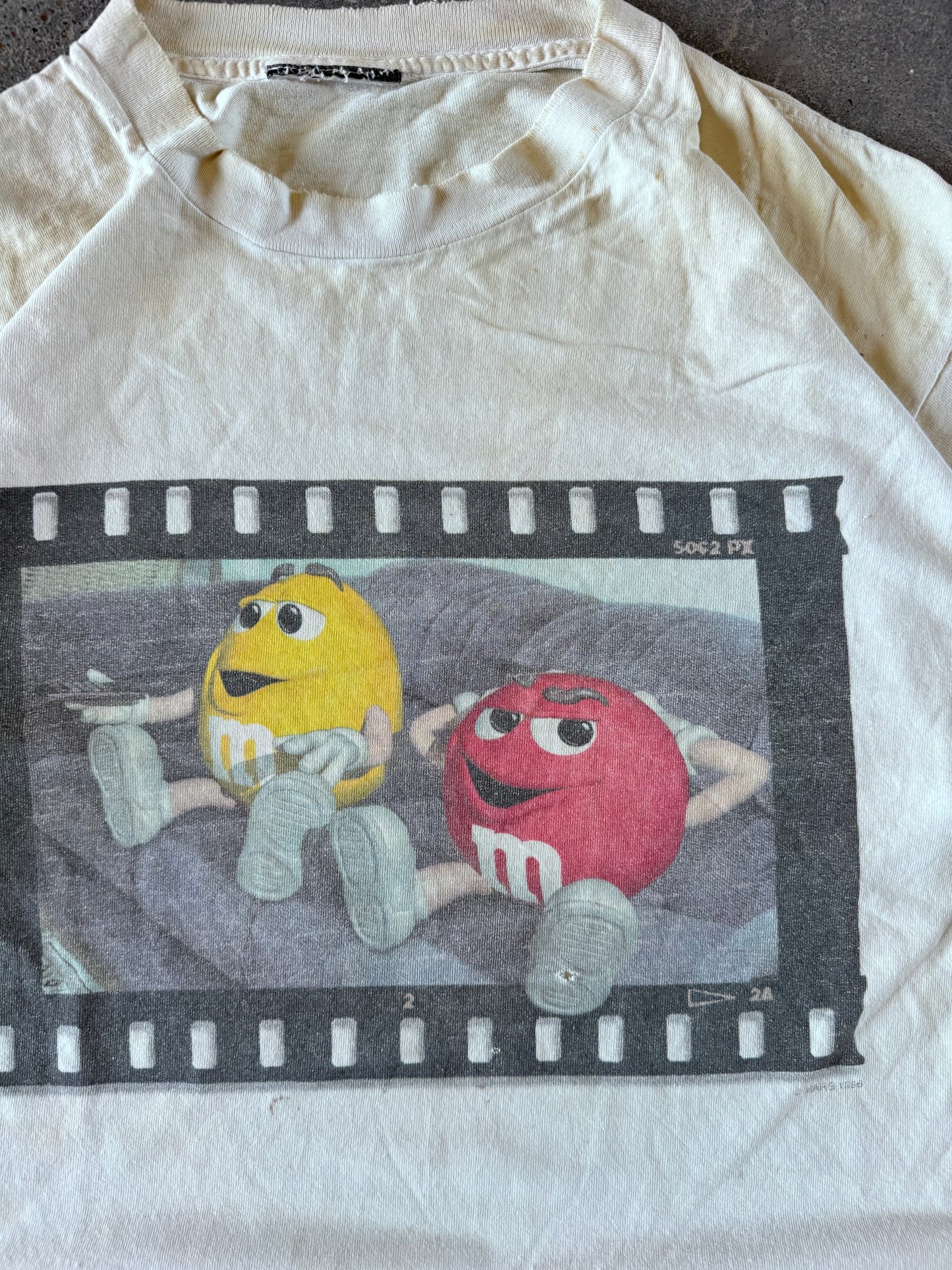 Vintage 90s m&m tee