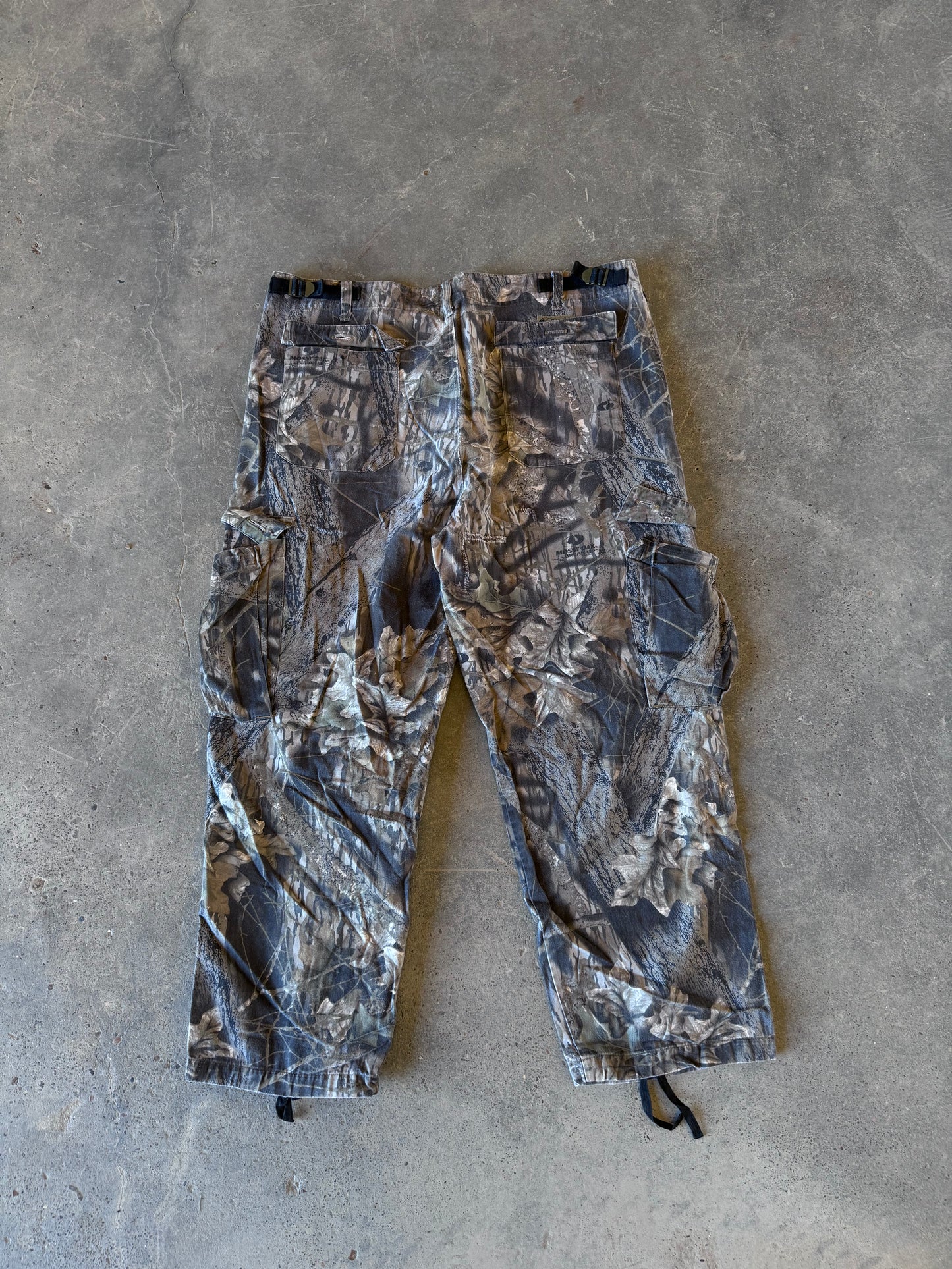 Vintage Colombia real tree camo pants