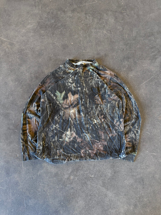 Vintage camo real tree long sleeve