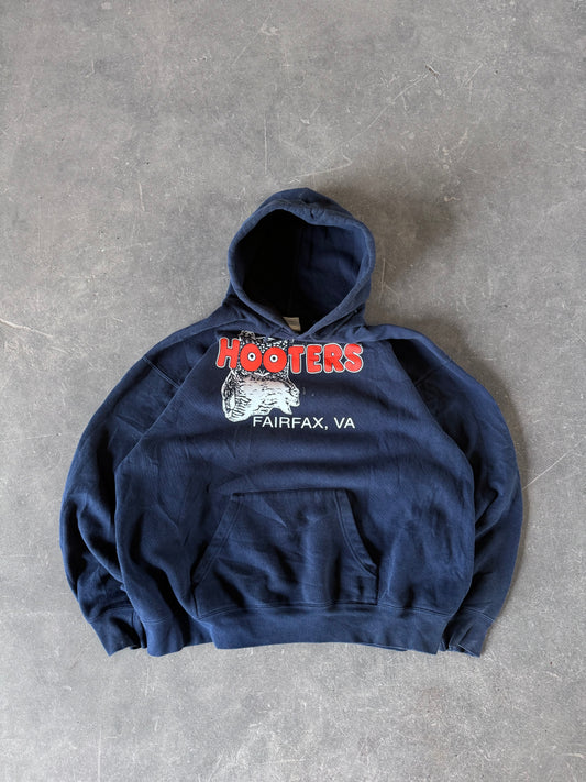 Vintage 90s hooters hoodie