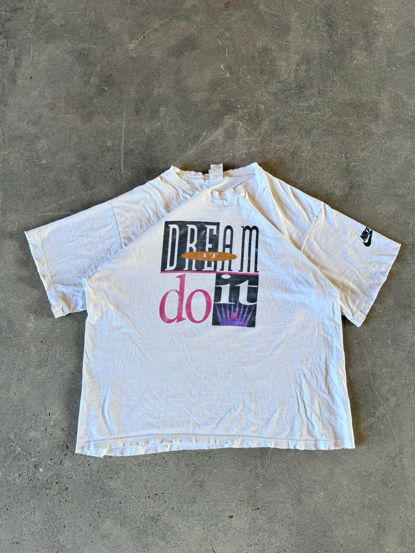 Vintage 90s Nike tee