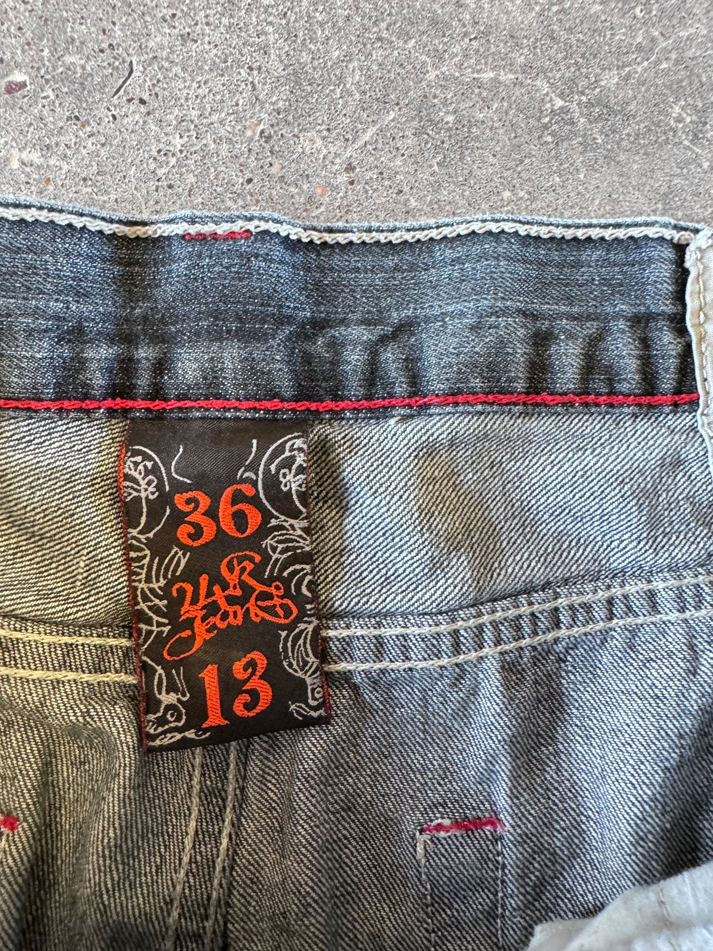 Y2K embroidered jorts