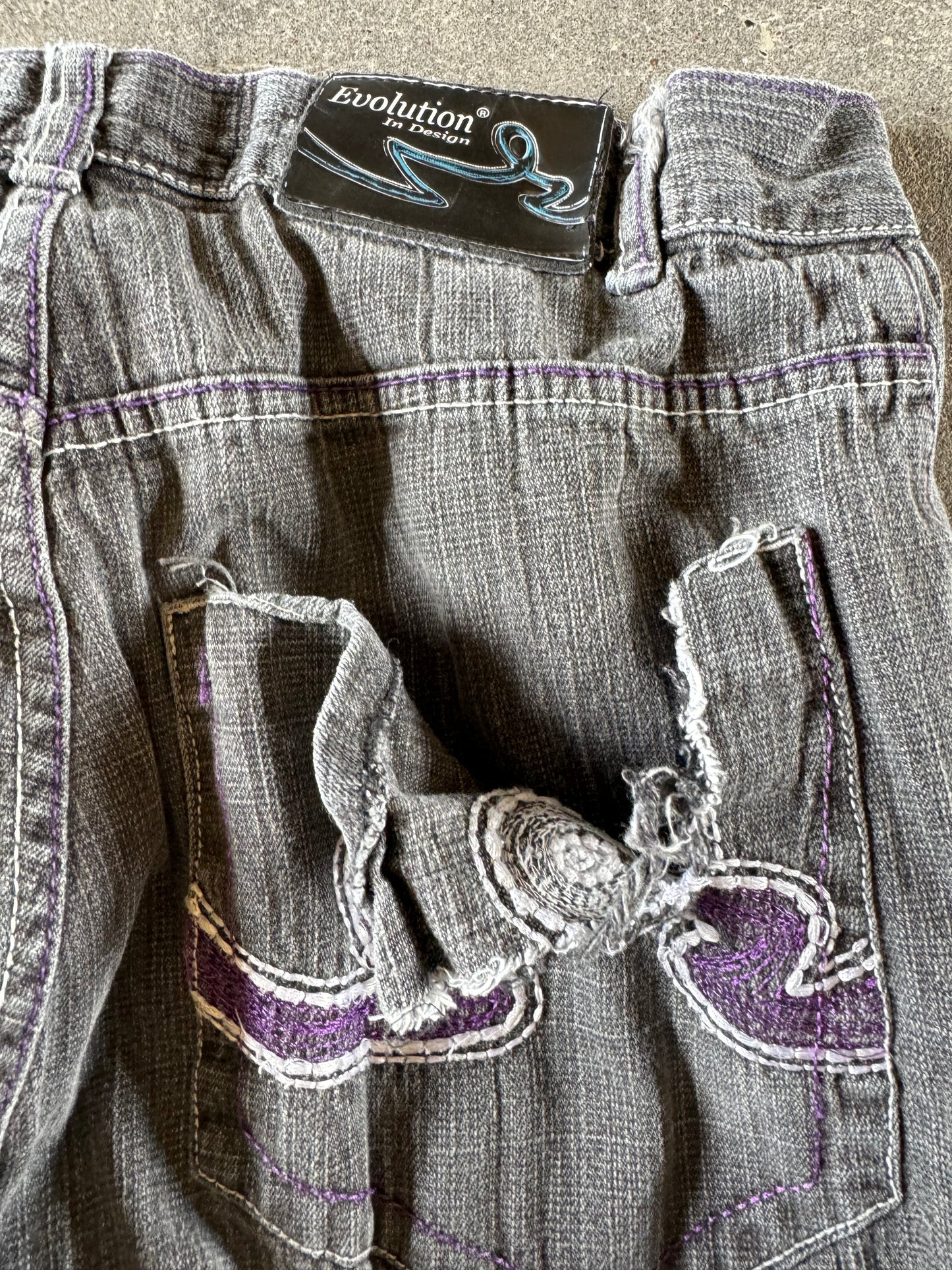 Y2K embroidered jeans