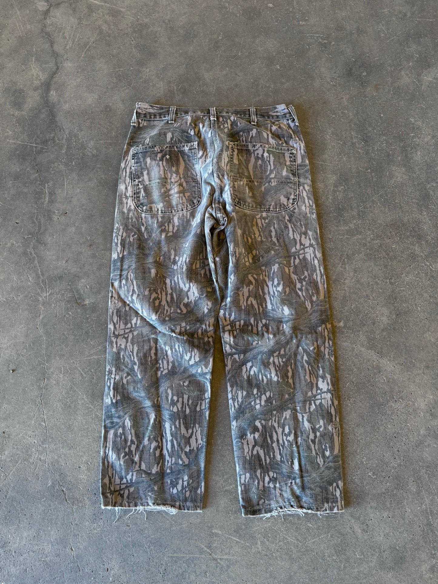 Vintage carhartt real tree camo pants