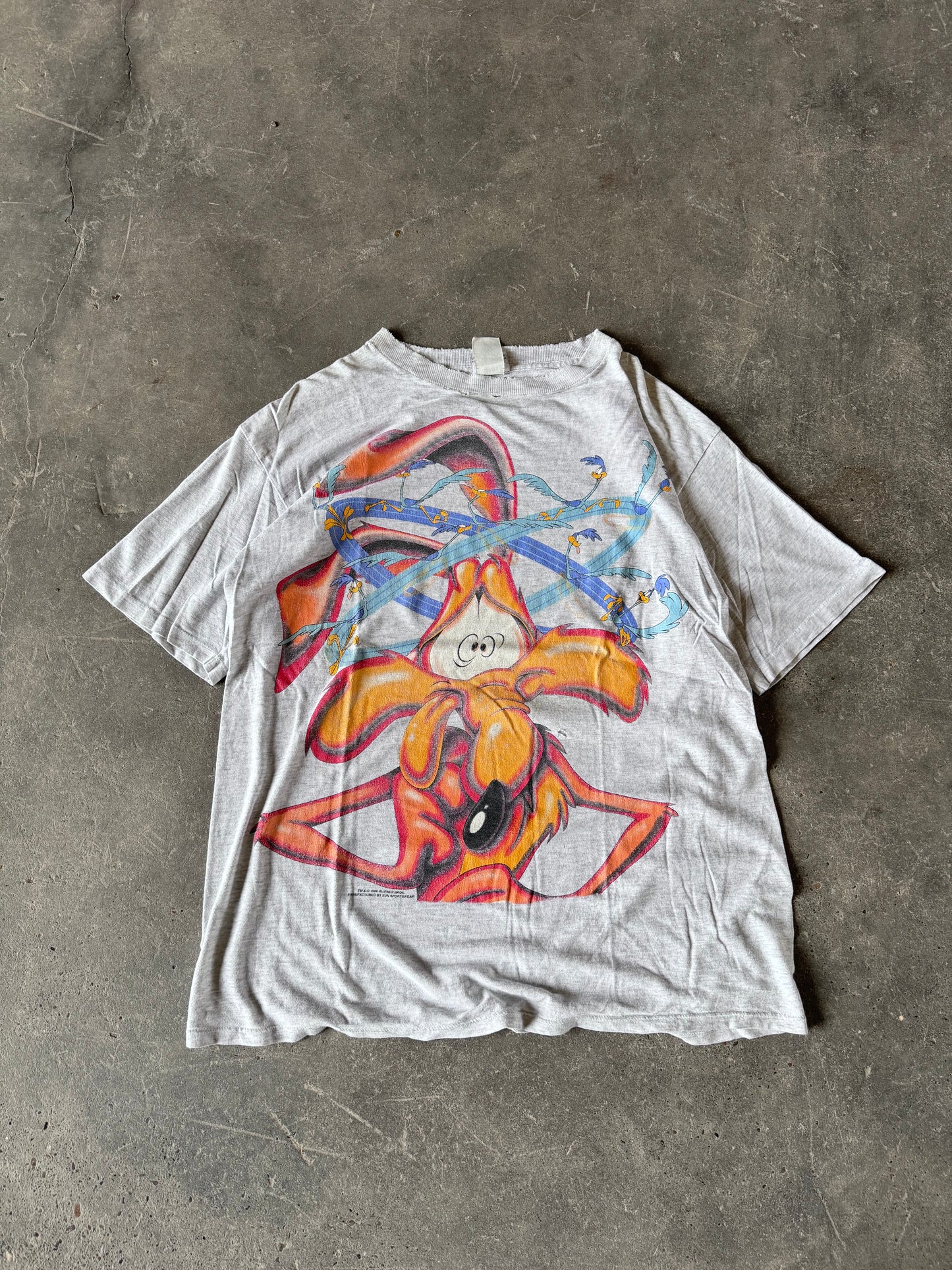 Vintage looney tunes tee