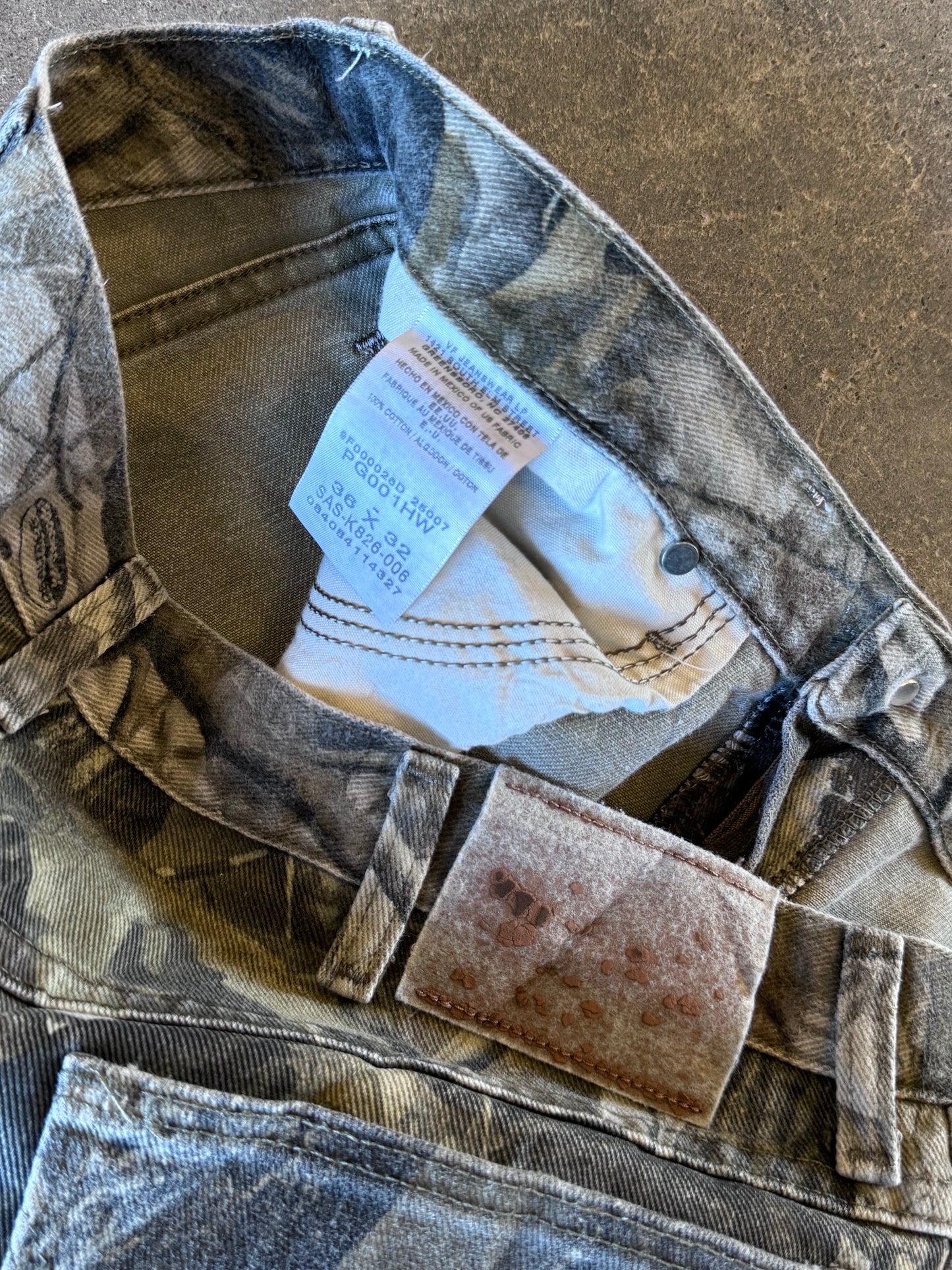 Vintage camo real tree pants