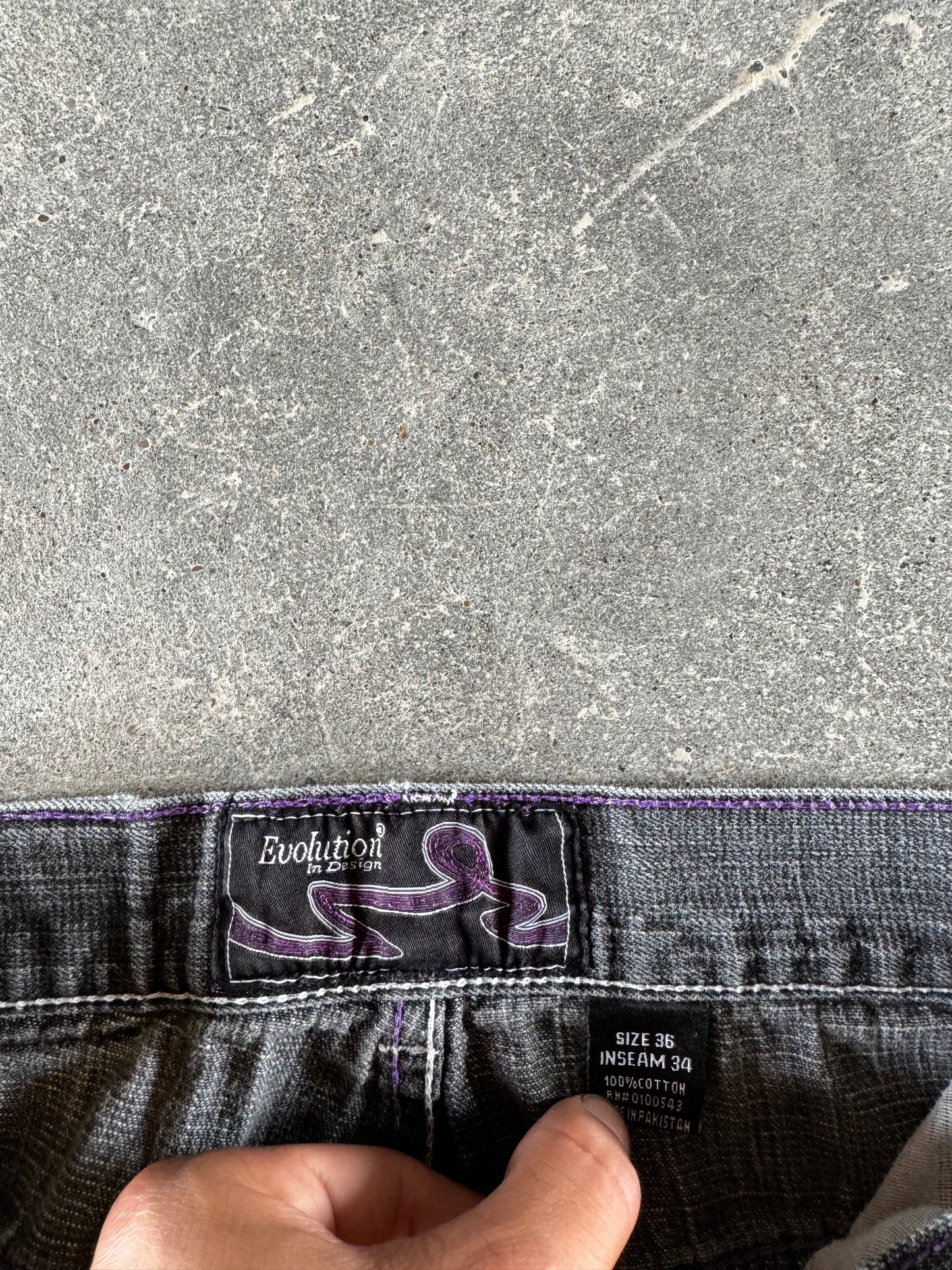 Y2K embroidered jeans